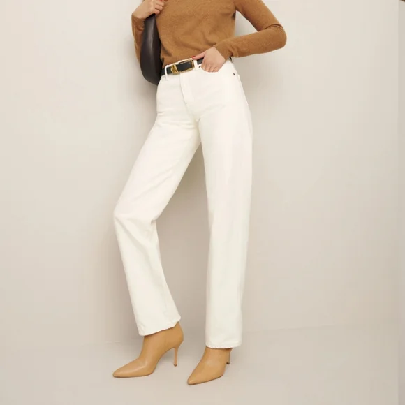 Reformation x Camille Rowe - Picture 1 of 4